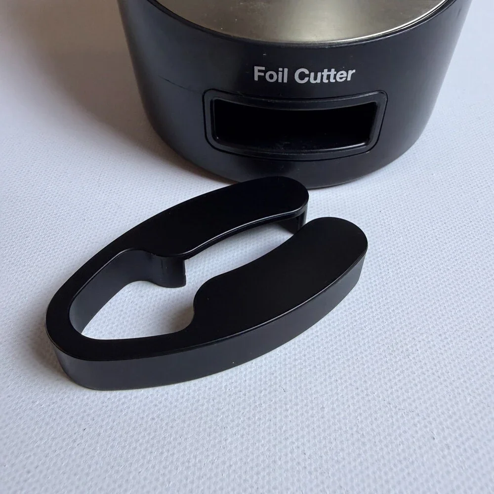 Cuisinart Cordless Electric Wine Opener with Foil Cutter & Charging Base CWO-48